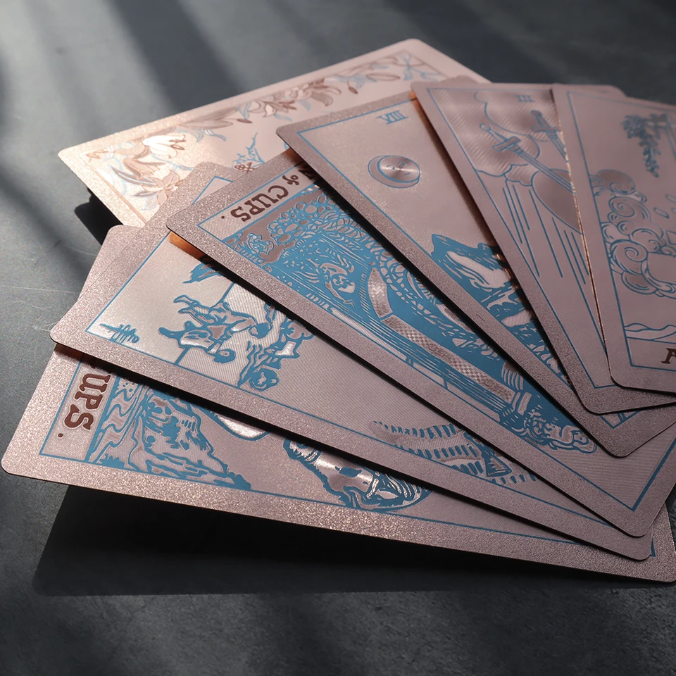 【タロットカード】レアカラー✨薔薇色ローズゴールド仕様 プラスチック製 箱入り タロットカード 箱付き 防水 オラクルカード ピンクゴールド