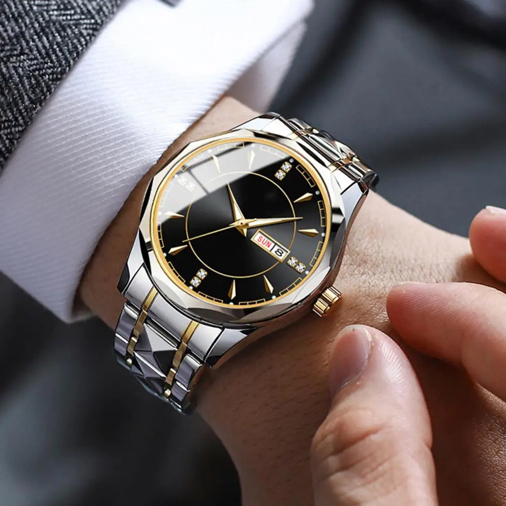 

Quartz Movement Watch Stainless Steel Band Men's Luxury Quartz Watch with Rhinestone Date Display Trend Wrist Watch for Men