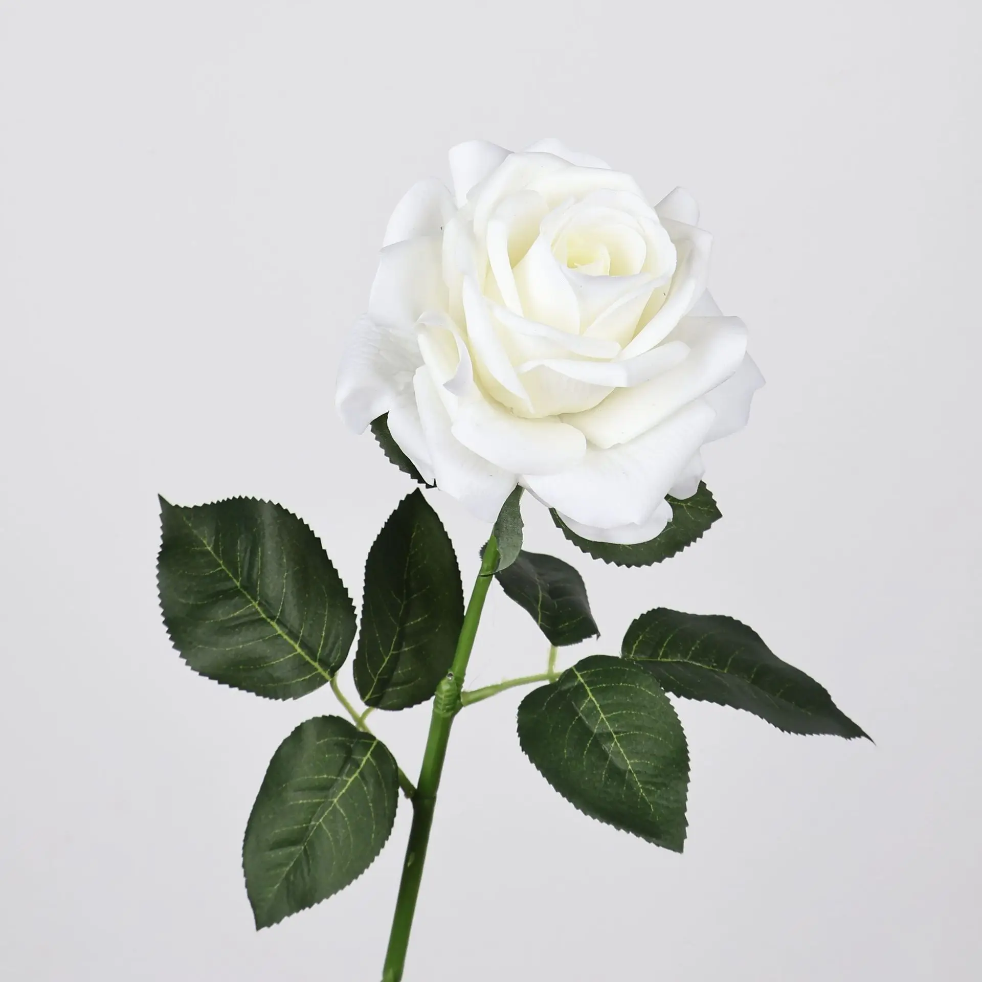 Elegant 26-Inch Real Touch Artificial Rose Floral Arrangement for Home Decor and Photography Props