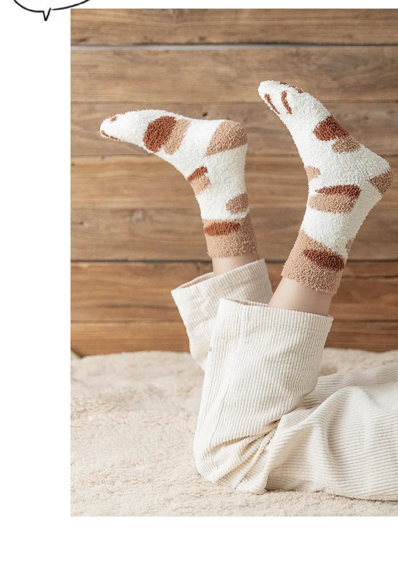 2 Paar Winter-Plüschsocken mit Lustigem Tiermuster, Niedliche Katzenpfoten-Cartoon-Muster Damen-Baumwollsocken, Superweiche Schlaf- und Haussocken – Detail 8