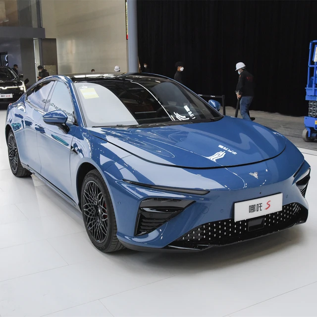 새로운 에너지 차량으로써의 럭셔리와 고성능을 동시에 제공하는 전기 자동차