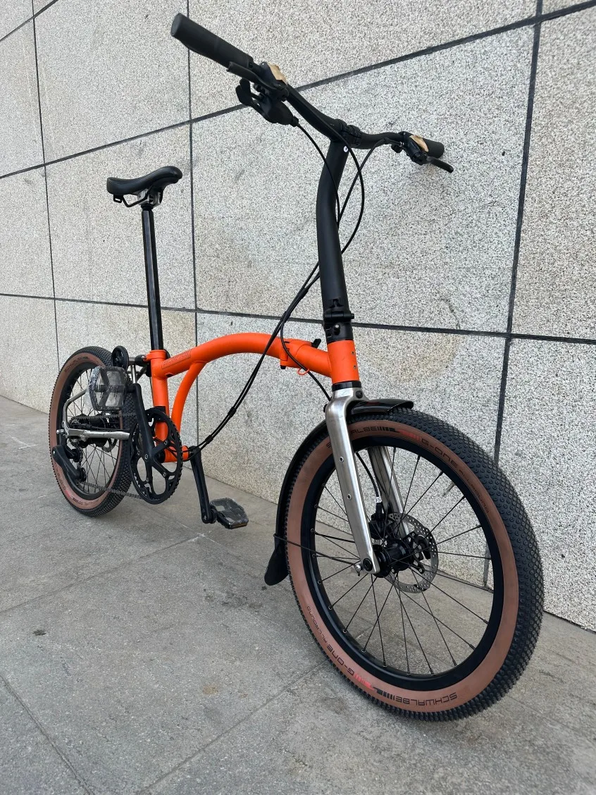 BROMPTON　G-Line カーボン　フォーク フロントフォークはカーボン製｜サイクルスポーツがお届けするスポーツ