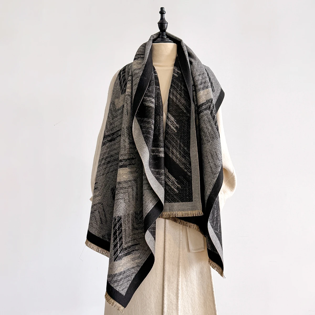 New Luxury Geometry Print Scarf for Women Warmer Winter Pashmina Two-Sided Scarves Shawls Female Thick Blanket Wraps Foulard