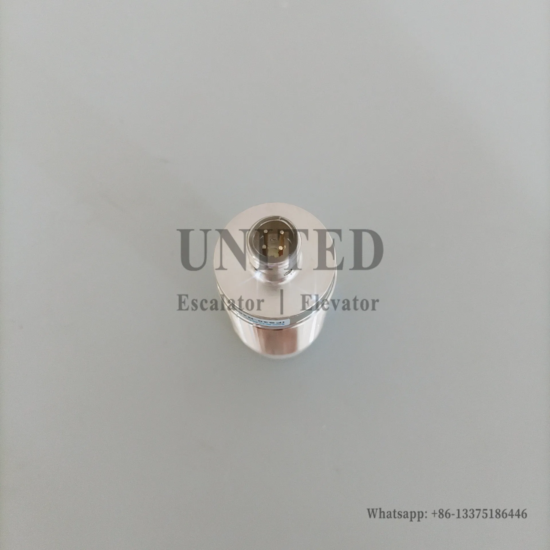 IPS30-N40PO79-A12 8800100094 Escalator Step Missing Detection Sensor Switch Use For Velino Ft823