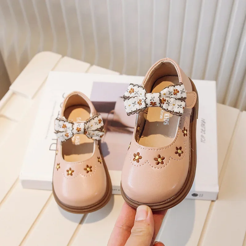 Little Girl Leather Shoes Fashion Sweet Bowtie Children's Flats Embroidery Causal Kids Versatile Princess Wedding Shoes Non-slip 5