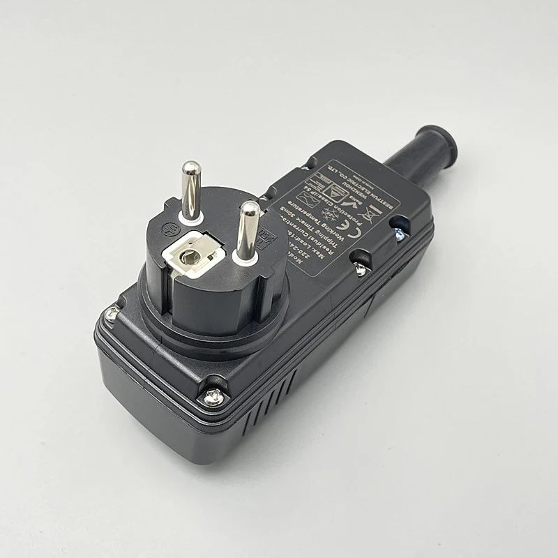 plug for electric water heater swimming pump