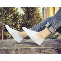 Spring Summer Men Loafers Soft Leather Men Shoes Flat Fashion Loafers Slip on Male Black White Shoes KA1187 2