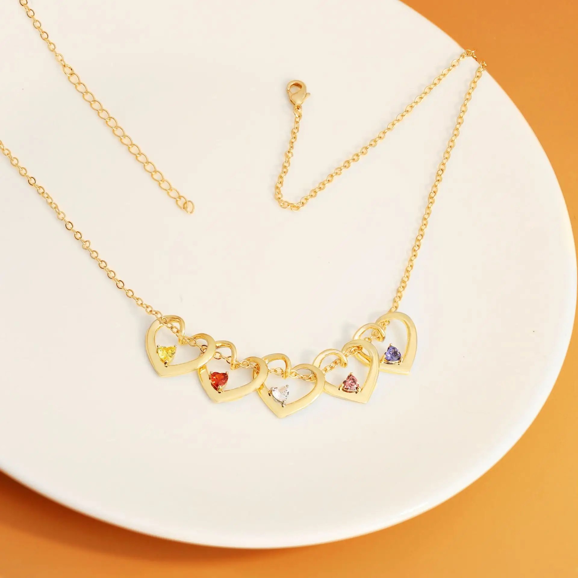 Lateefah Custom Names Heart Necklace with Birthstone Family Crystal Heart Pendant Necklaces Personalized Gifts DIY Jewelry
