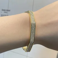 Parure de bijoux de fête de luxe 2026 de haute qualité, en argent et or, avec pendentif goutte d'eau en cristal, collier, bague et boucles d'oreilles personnalisés pour femme 5
