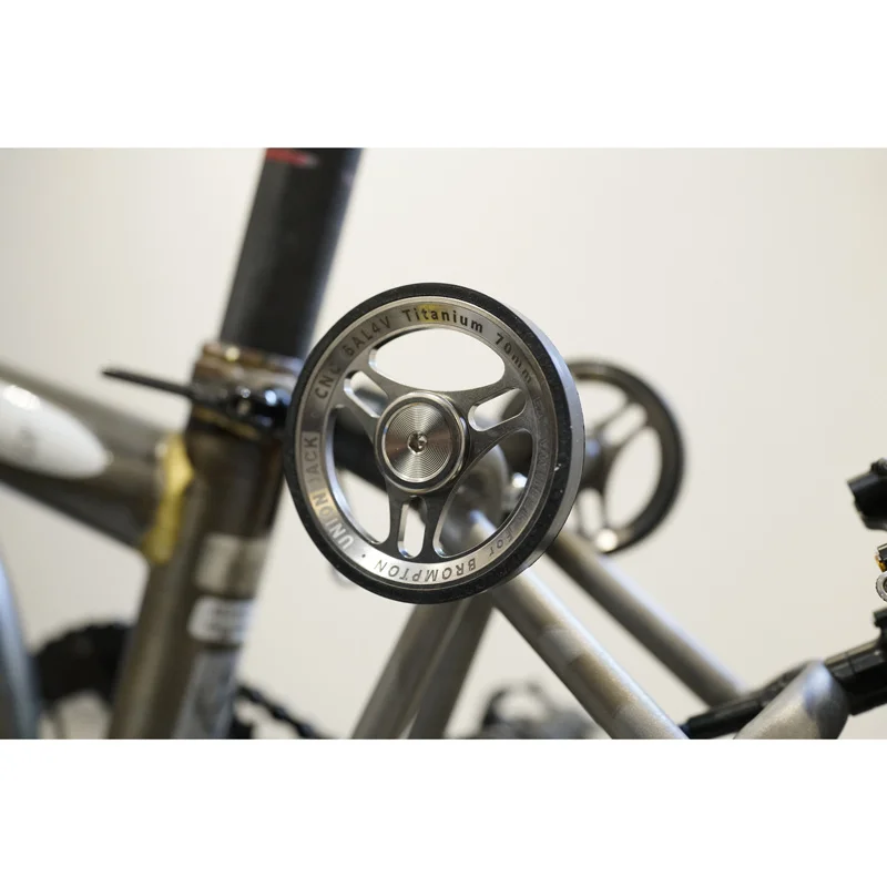 1 Paar Easywheel aus Titan, 70 mm, ultraleicht eloxiertes Schubrad für Brompton-Titanrad für Birdy Unionjack – Detail 14