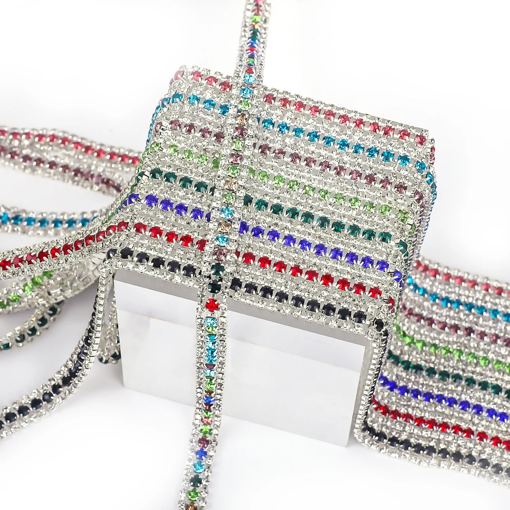 1 Yard 3 Reihen Splitterklaue Goldbasis auf Strass-Cup-Kette zum Aufnähen von Steinen, zum Aufkleben, geschlossene Ketten, Glitzerbesatz für Kleidungsstücke – Detail 3
