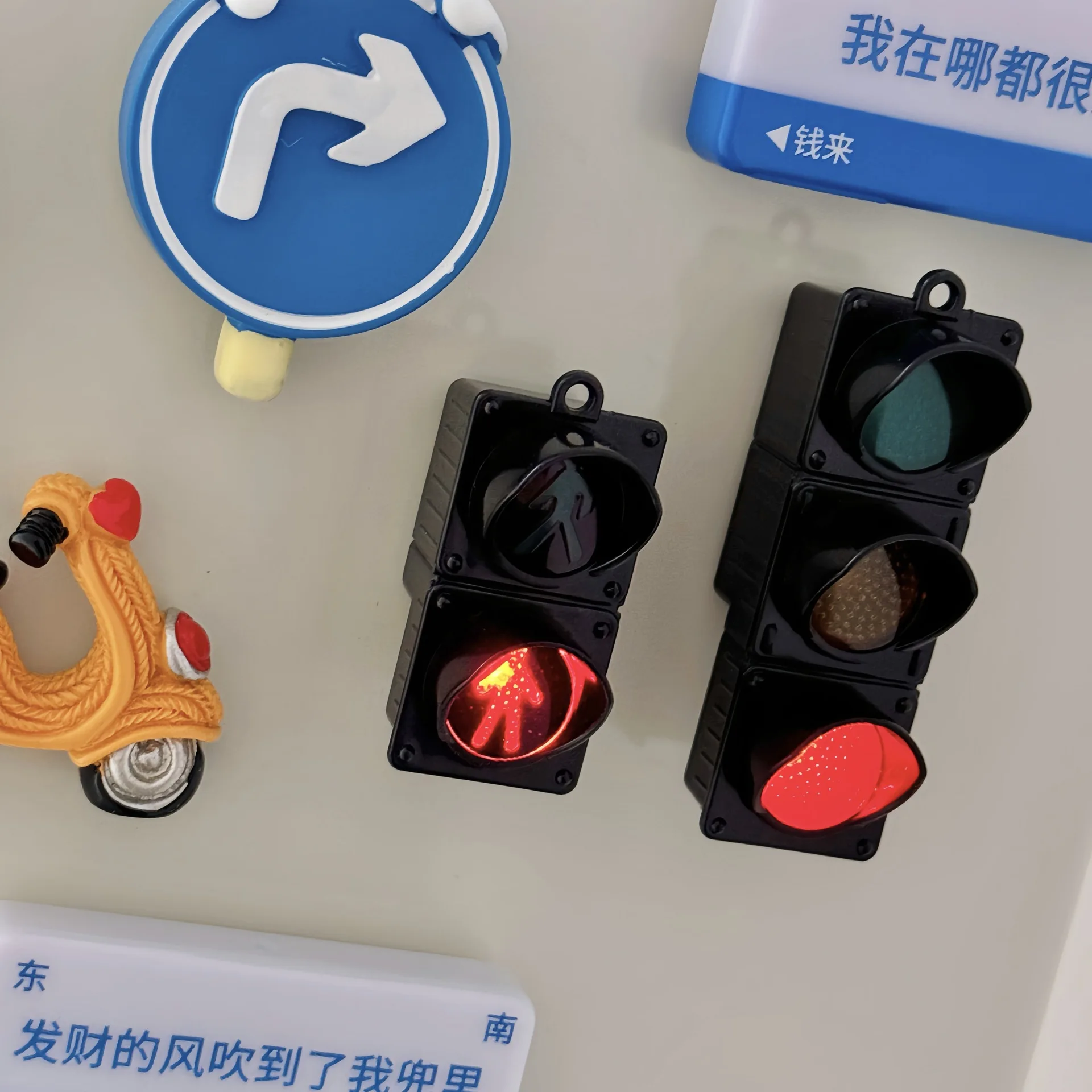 Traffic Light Magnetic Fridge Stickers Chalkboard Whiteboard Stickers Creative Home Decoration Magnet Ornaments