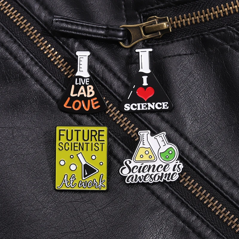 Mathe Chemie Wissenschaft Biologie Formel Becher Emaille Pins Großhandel Cartoon niedlichen Broschen Revers Abzeichen Hut Rucksack Kleidung Pins – Detail 9