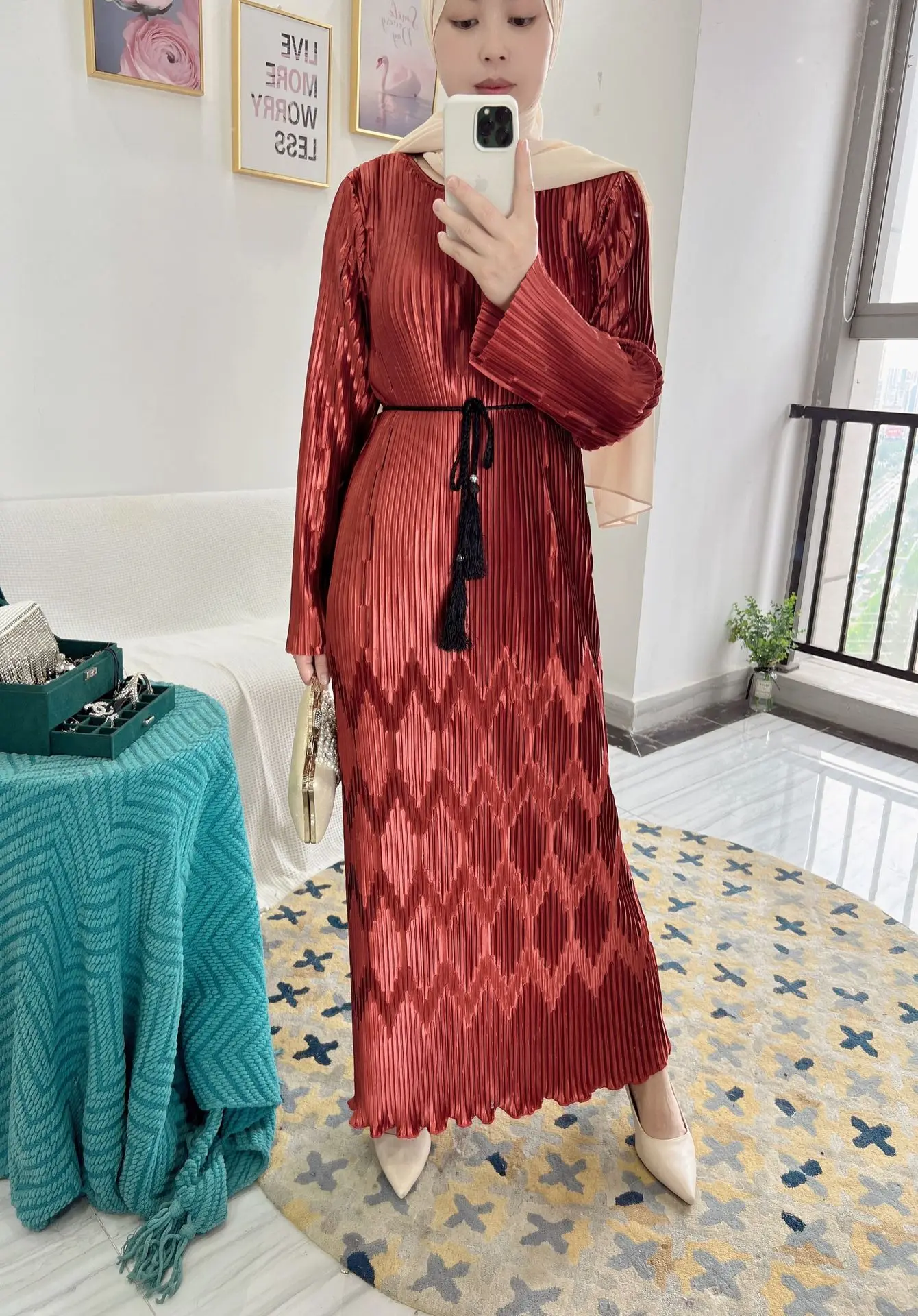 2023 New Dubai Moroccan Muslim Abayat Pleated Solid Robe Femme Musulman Fashion Slim Long Sleeve Women's Dress with Belt