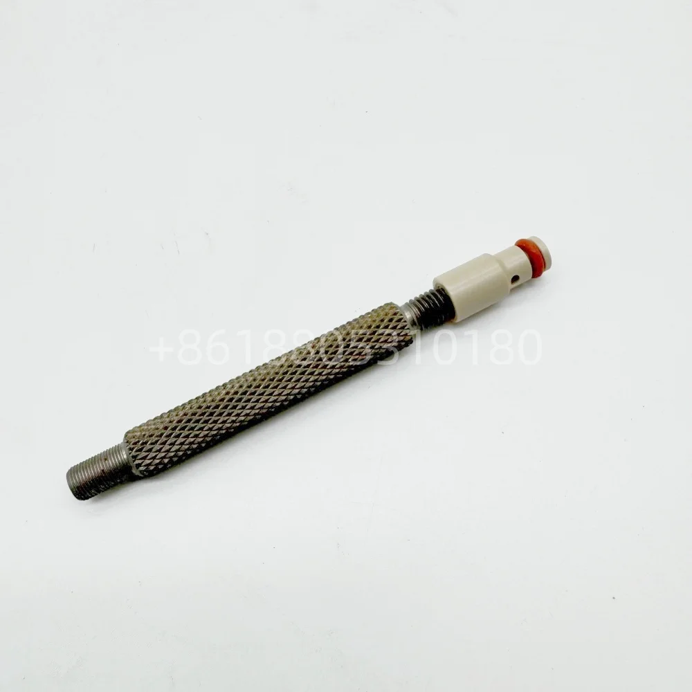The urea pump stabilizing valve and disassembly tool are suitable for Scania DAF and Mercedes Benz trucks A0021409960