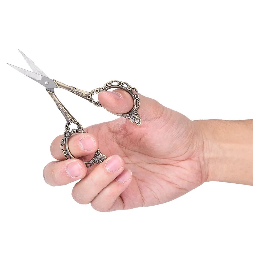 유럽 스타일 스테인리스 스틸 자수 가위 꽃무늬 날카로운 재단 가위 빈티지 가위 자수용