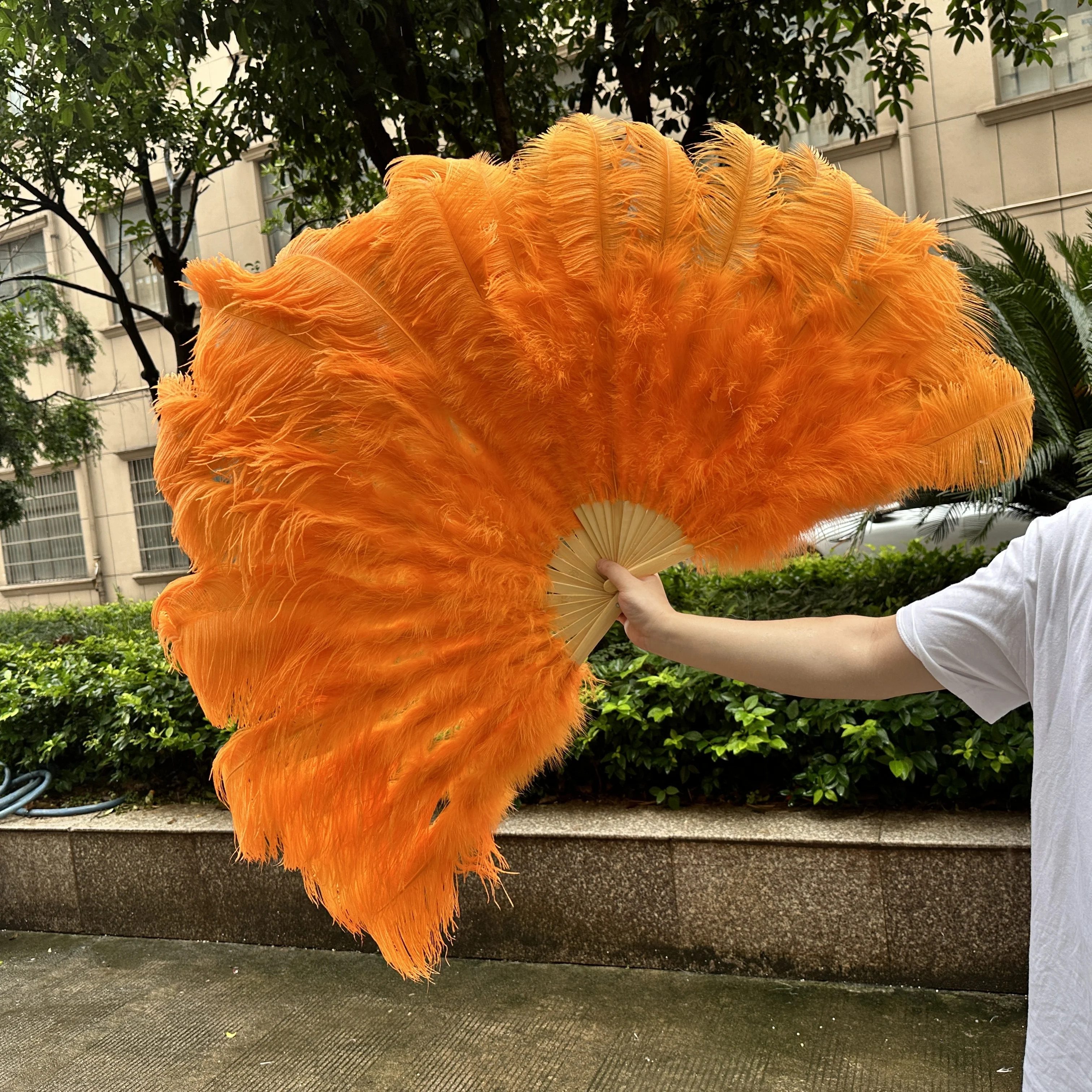 130CM Orange Large Ostrich Feathers Fan Customized 13 Bone Fluffy Feather Fan for Carnival Party Celebration Performance Props
