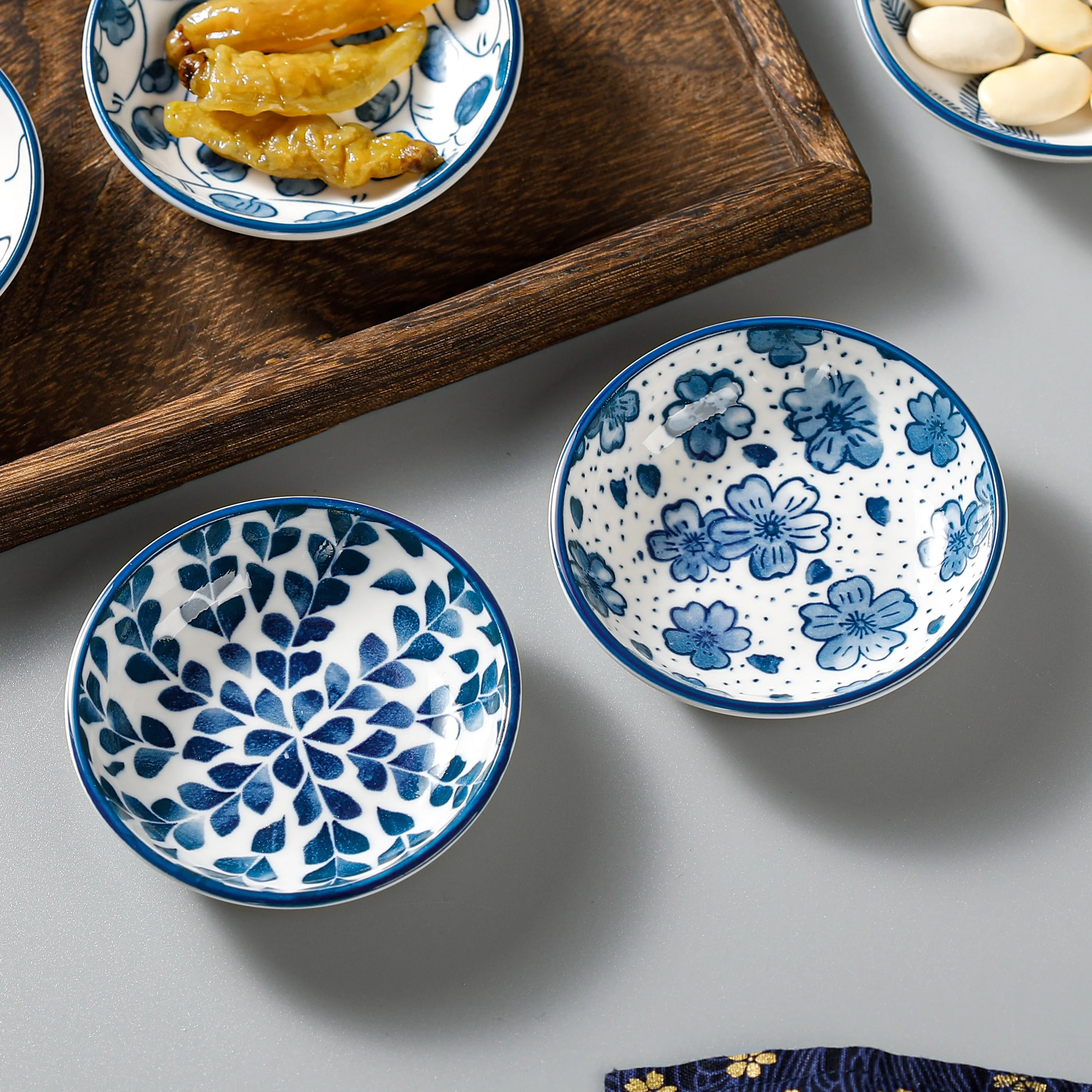 Mini Ceramic Sauce Dishes - Retro Chinese Style Sashimi Sushi Plates 6PCS Set