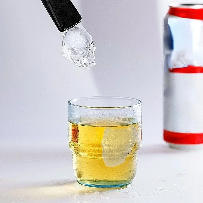Stampo per creatore di ghiaccio per cubetti di ghiaccio con scheletro di Halloween, stampo per whisky, scomparto per ghiaccio, per uso alimentare - Italia