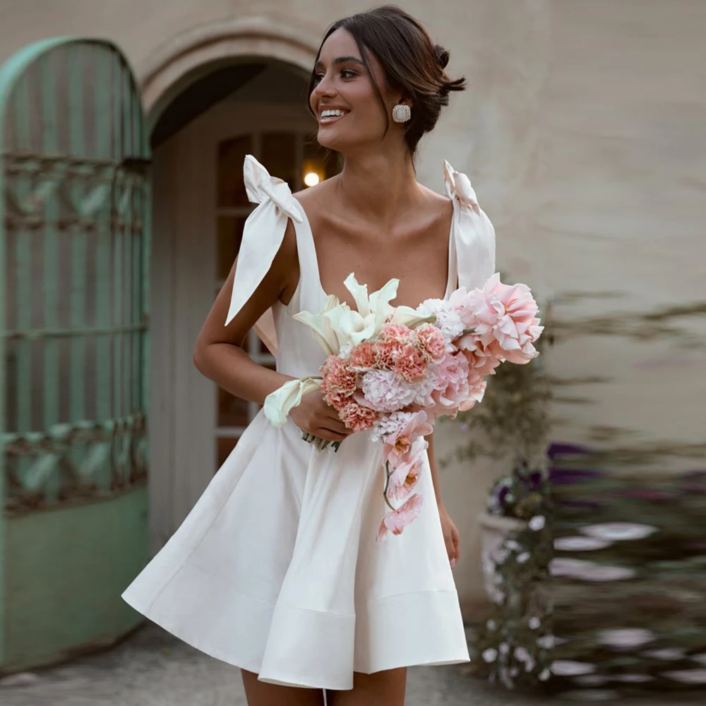 Robe de mariée de jardin féerique de rêve, satin blanc, froncée, nœud, fête de mariage, robe trapèze, col carré, mini robes, robes de mariée courtes, 2024