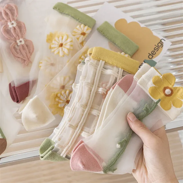 편안함과 세련미를 겸비한 여성용 투명 나일론 양말