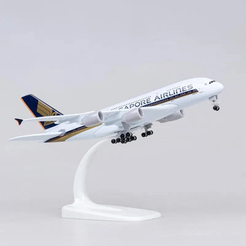 18 * 20cm Alloy Metal Air Lufthansa Airbus 380 A380 Airlines Airplane Model Diecast Air Plane Model Aircraft w Wheels Toys