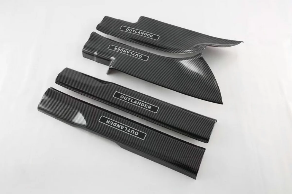 

Автомобильные чехлы для Mitsubishi Outlander 2023, Высококачественная защита порога задней двери из нержавеющей стали, подходит для стайлинга автомобилей