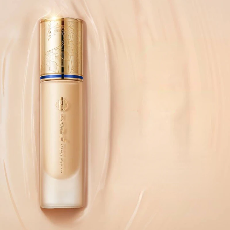 

Держится за последнее время, эссенция Shin УВЛАЖНЯЮЩАЯ основа, консилер и увлажняющий крем, стойкий, против нанесения макияжа