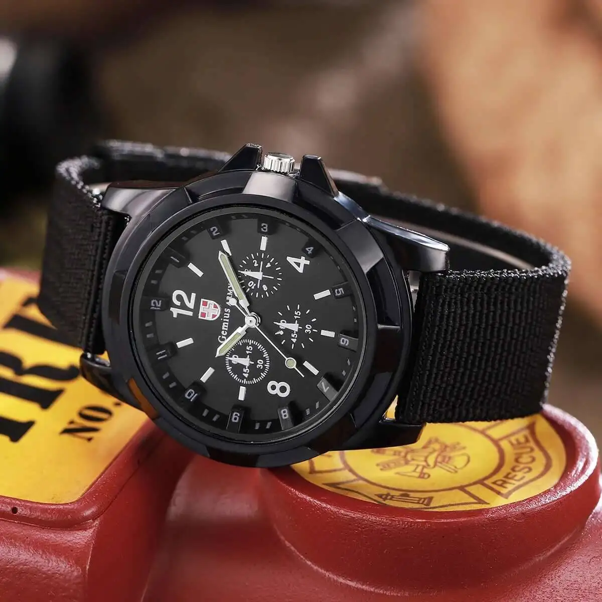 Men Military Watches Casual Nylon Band Mens Sport Quartz Watch Relogio Masculino Reloj Hombre（Without Box）