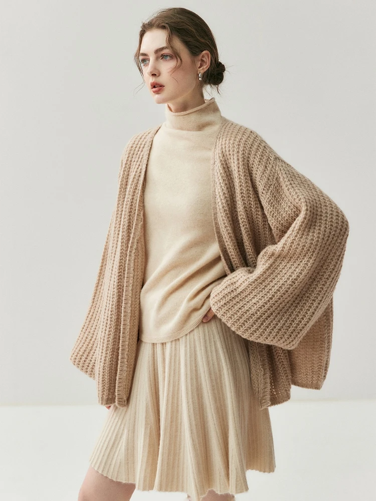 Skirt pleat construction