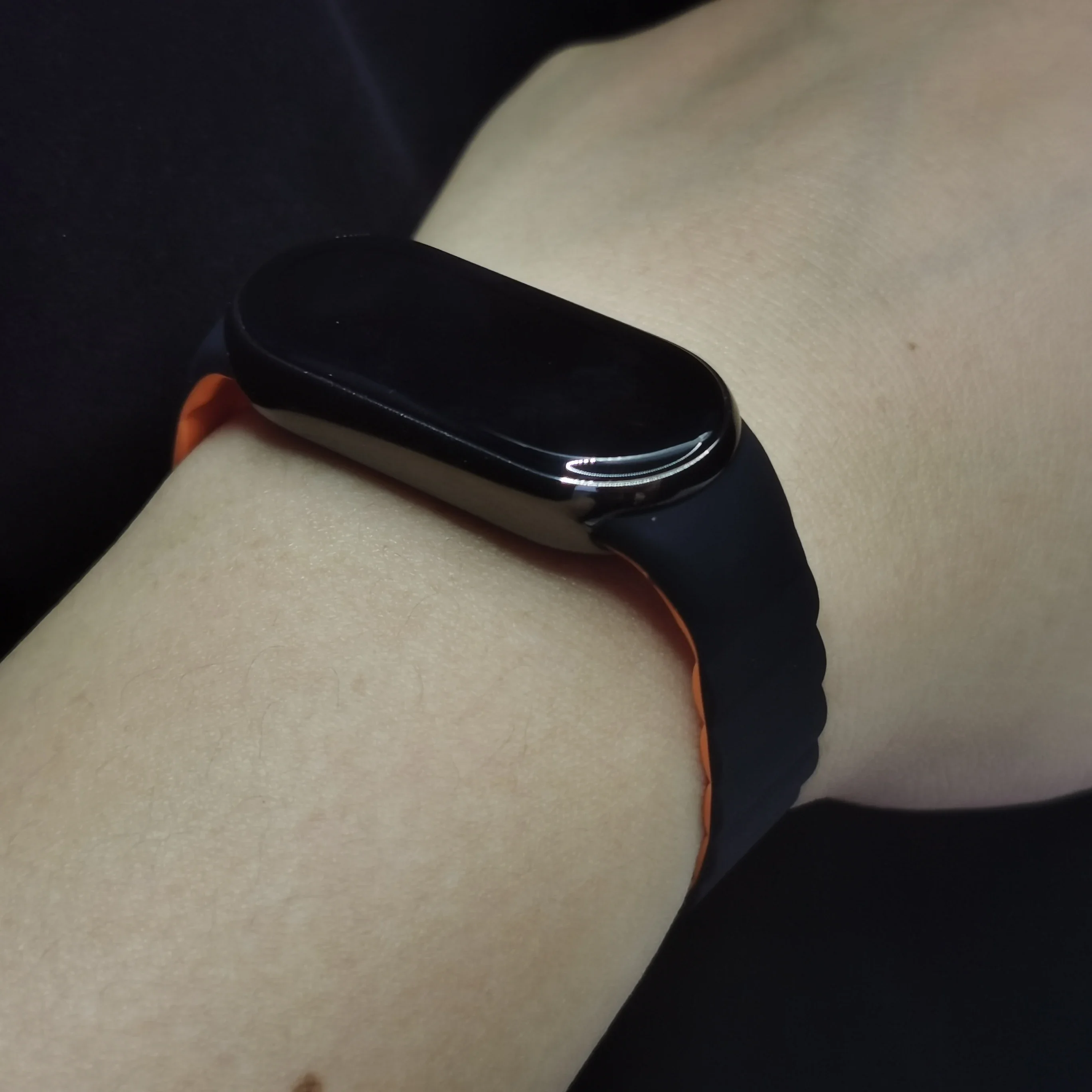 Magnetic Loop Wirstband for Mi Band 8 9 Strap Silicone Sport Watchband for Xiaomi Mi Band 9 NFC Correa Bracelet Metal Interface