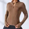 Manteau de Yoga, veste de sport courte pour femmes, vêtements de Fitness, amincissant, sculptant le corps, fermeture éclair, nouvelle collection 2024