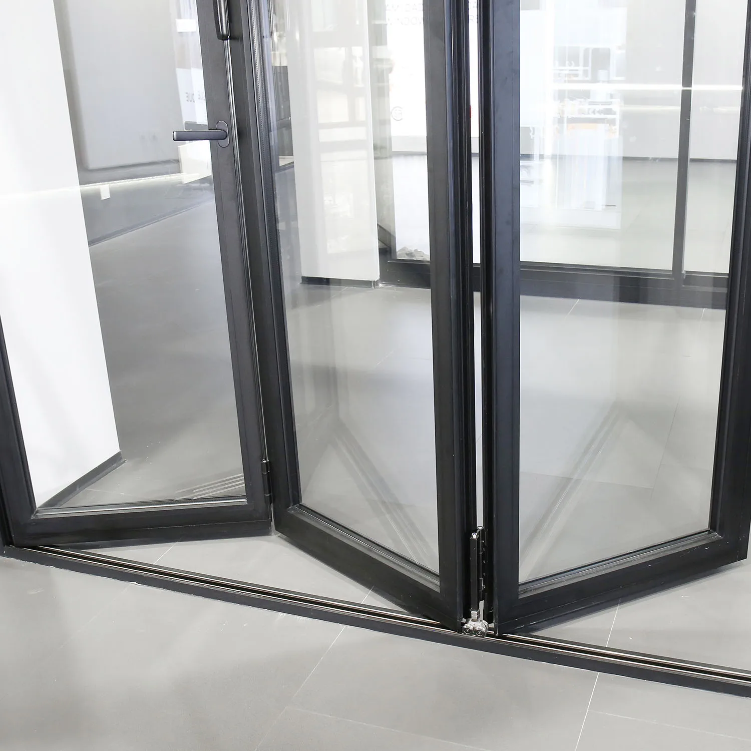 Villa Thermal Break Aluminum Glass Door Double Glazed Metal Narrow Frame Patio Bifold Door Accordion Type Folding