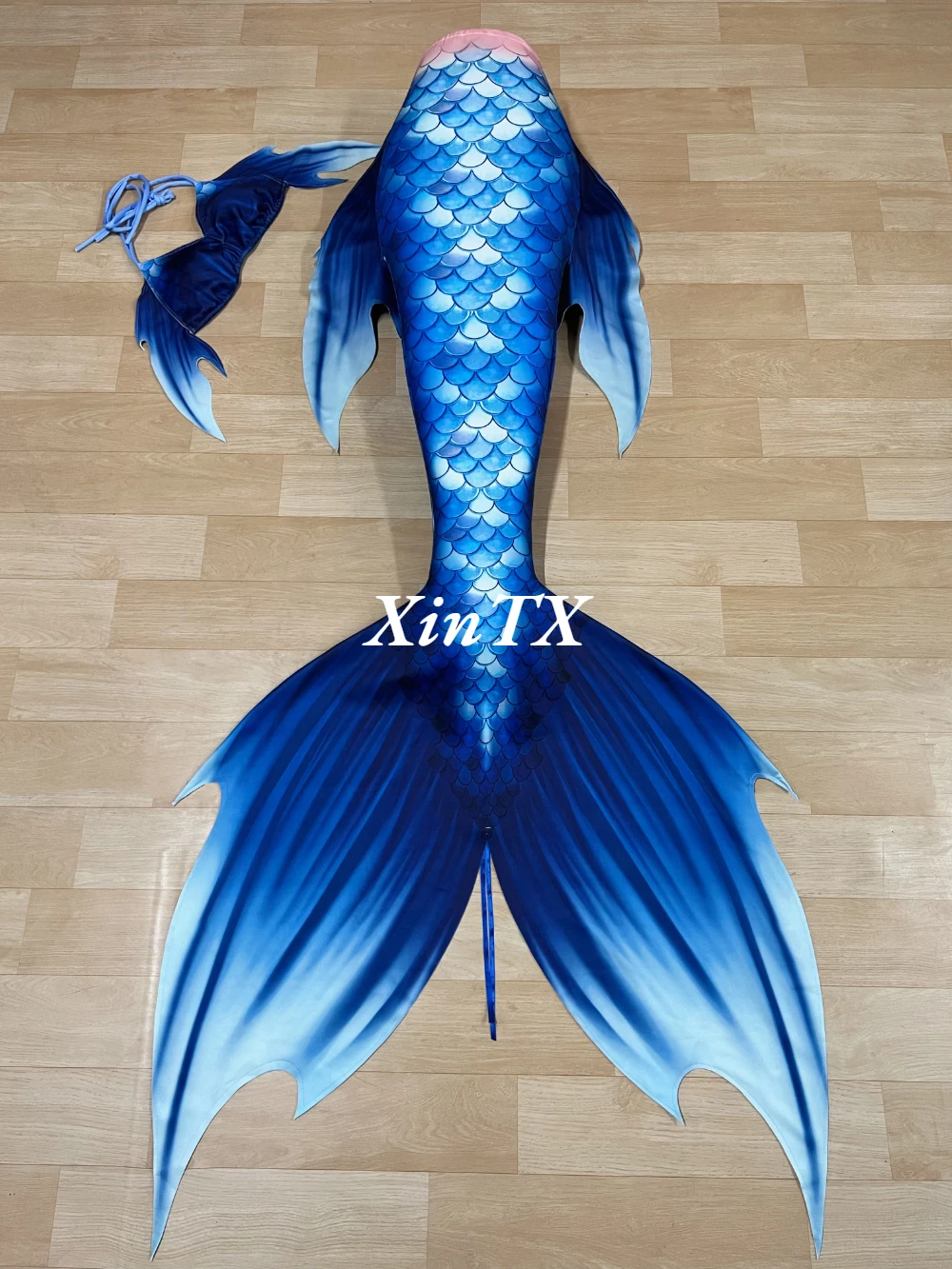 Tail and bra