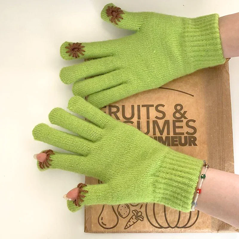 Рисунок 3 - Теплые трикотажные перчатки на весь палец