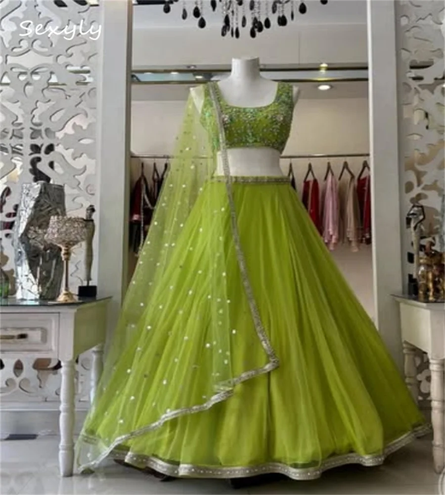 فستان سهرة فاخر باللون الأخضر الهندي Lehenga Choli...