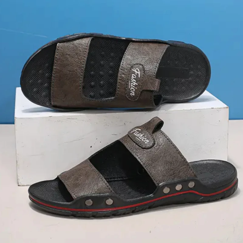 

Новые модные пляжные мужские тапочки с открытым носком, однотонные, с низкой платформой, мужские сандалии Нескользящие De Verao Masculino