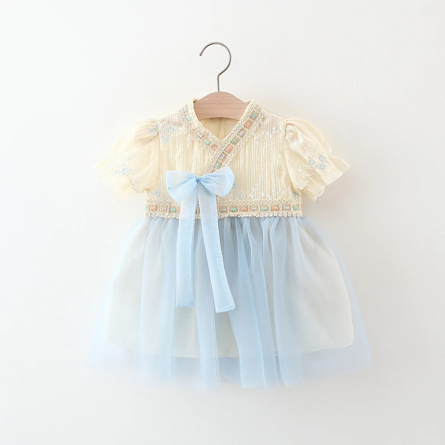 

Новинка лета 2024, Сетчатое платье с косым плечом и бантом для девочек, ретро платье с коротким рукавом