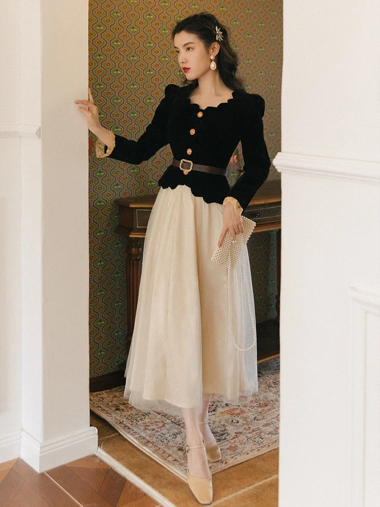 England Style Autumn Winter Women 2Pcs Set Black Red Velvet