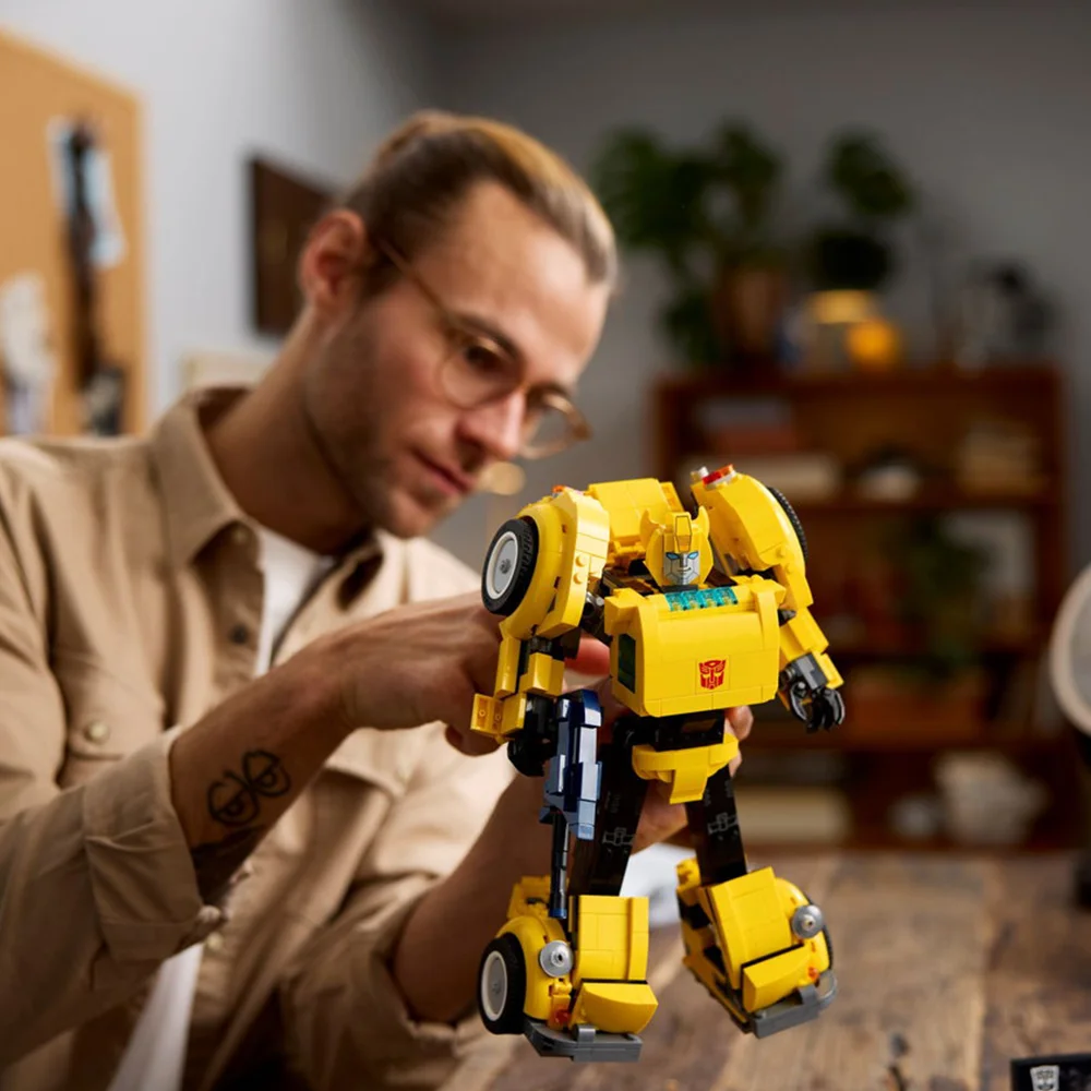 950Pcs Yellow Robot Truck Car Toys Building Blocks 10338 Truck Transformationed Autobot Deformation Gift For Children 4