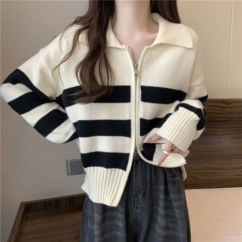 Aoaiiys 스트라이프 카디건 여성 턴다운 칼라 빈티지 패션 아우터웨어 긴 소매 지퍼 두꺼운 코트 가을 겨울 2026 신상