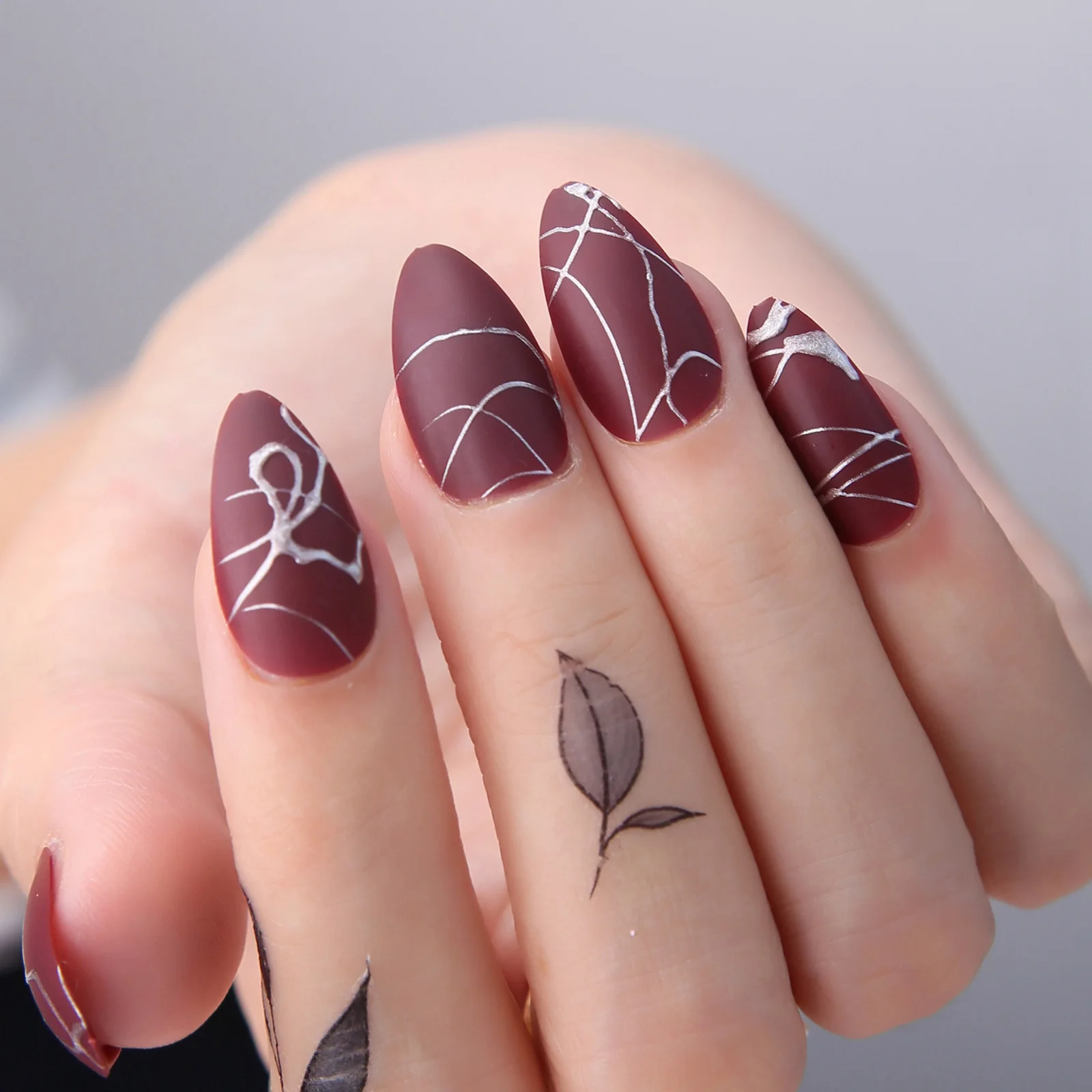 50+ Sultry and Stylish Burgundy Nail Designs