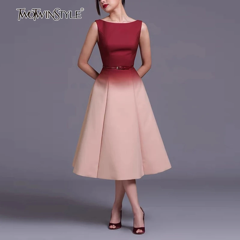 

TWOTWINSTYLE Gradient Backless A Line Dress For Women Round Neck Sleeveless High Waist Patchwork Folds Elegant Dresses Female