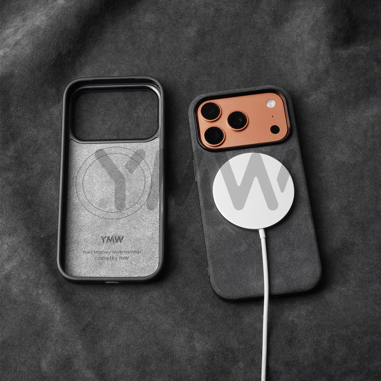 YMW アルカンターラ iPhone 17 16 15 14 Pro Max用ケース スーパーカー