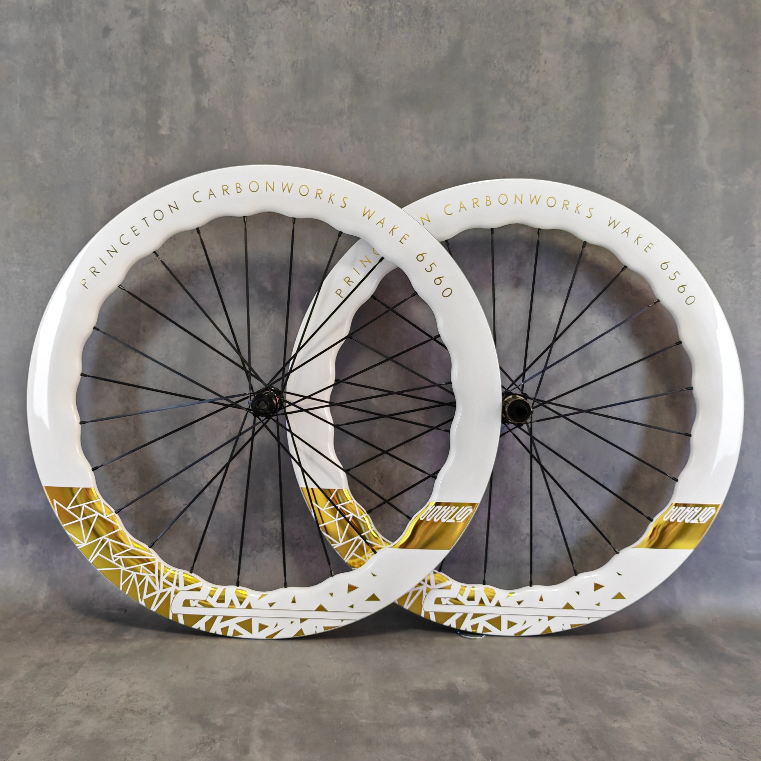 TS53Novatec R5disc カーボン　ディスク　ホイール R5-Clincher-disc-set.jpg?