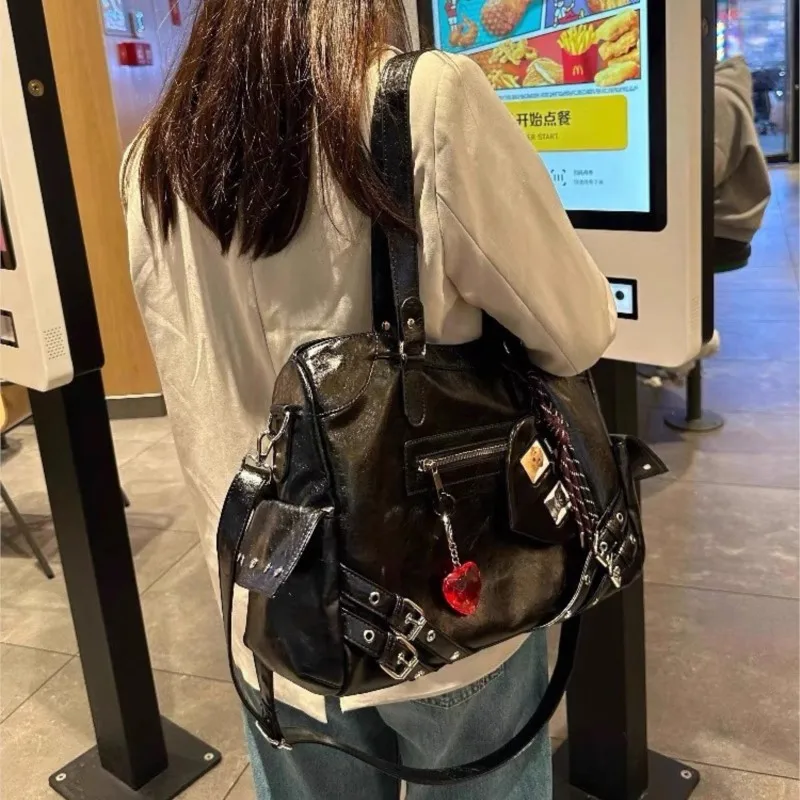 Hot Girl Retro Black Tote Bag Women Studded Leather Textured Large Capacity Shoulder Bag Ladies Edgy Cool Punk Y2k Crossbody Bag