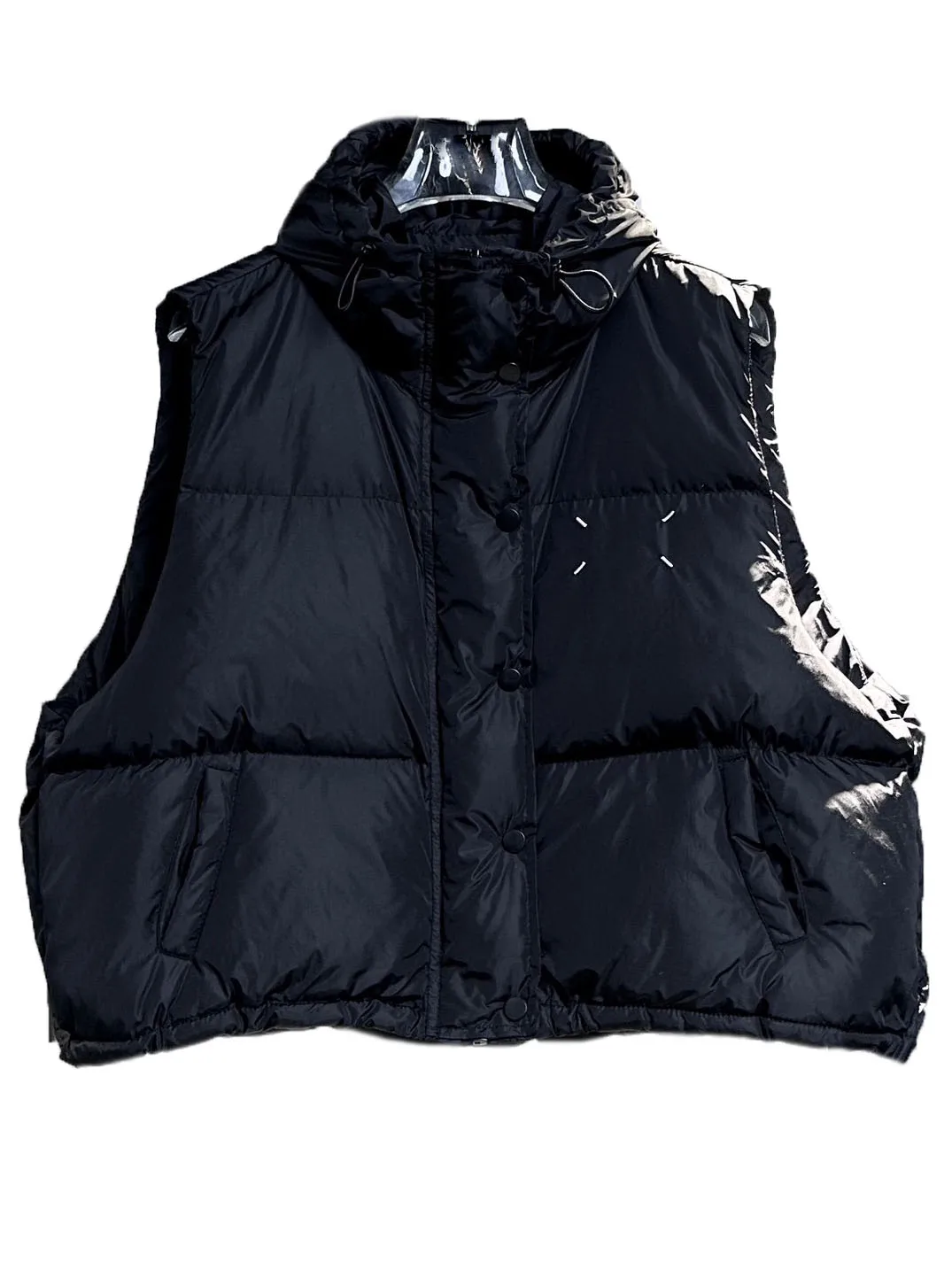 

Down jacket vest short section stand-up collar loose shape double pocket design warm and comfortable 2023 winter new 1025
