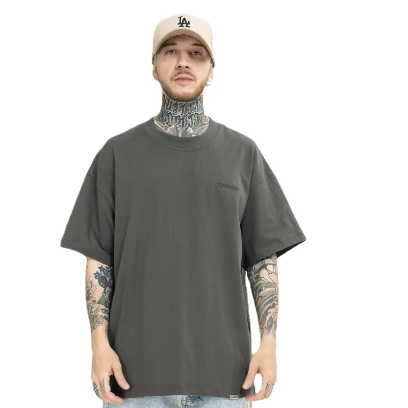 

Футболка мужская с вышивкой букв, хлопковая однотонная Свободная рубашка в стиле Хай-стрит, с круглым вырезом и коротким рукавом, одежда в стиле Харадзюку, лето