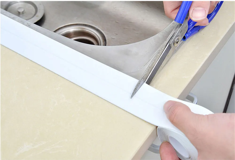 Description Picture 3 of itemPVC Waterproof Wall Sticker Self-adhesive Sink Stove Crack Strip Kitchen Bathroom Bathtub Corner Sealant Strip New Style