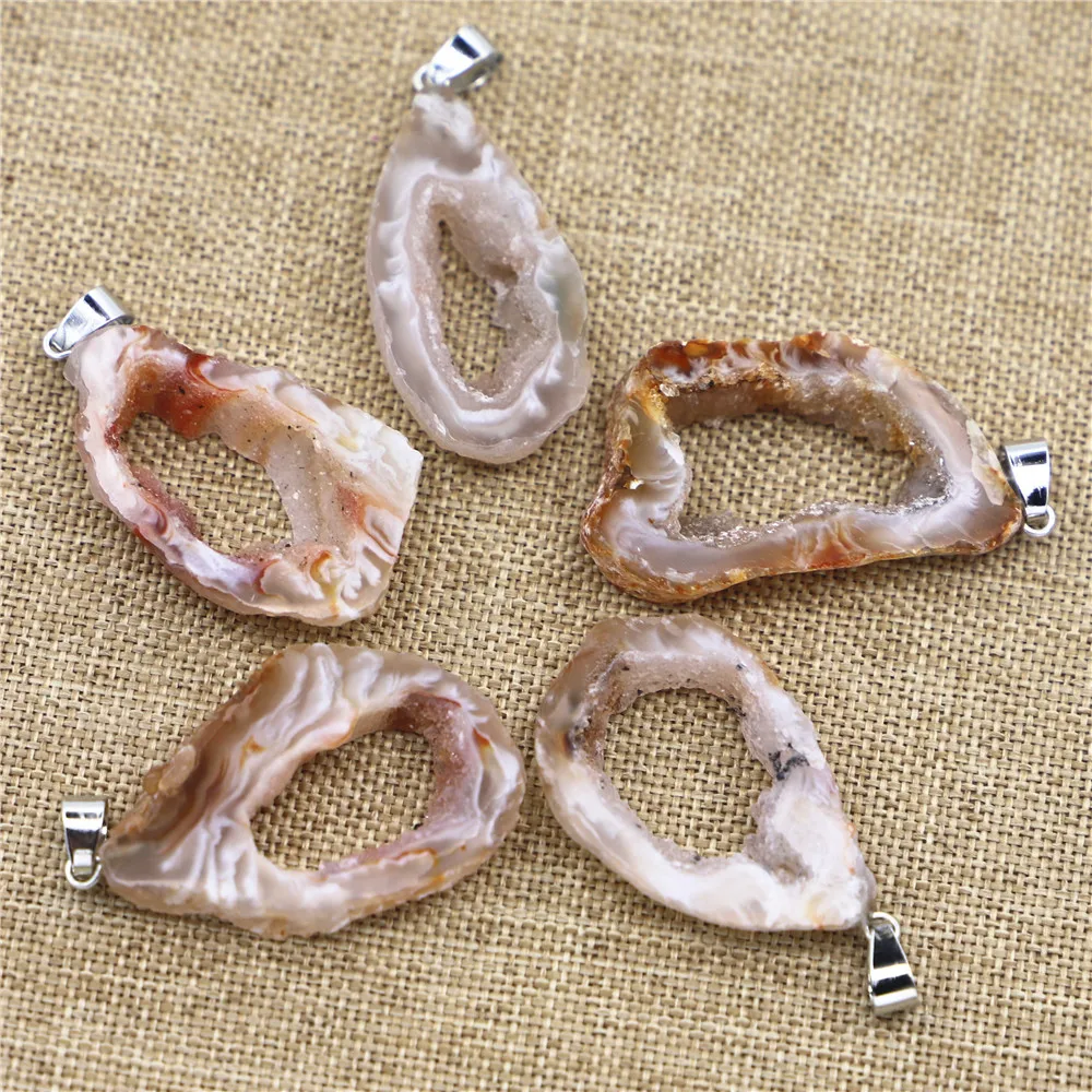 

Fashion New Natural Stone Agates Necklace Pendants Charms Irregular Shape For DIY Women Jewelry Making Decorative Size 25-40mm